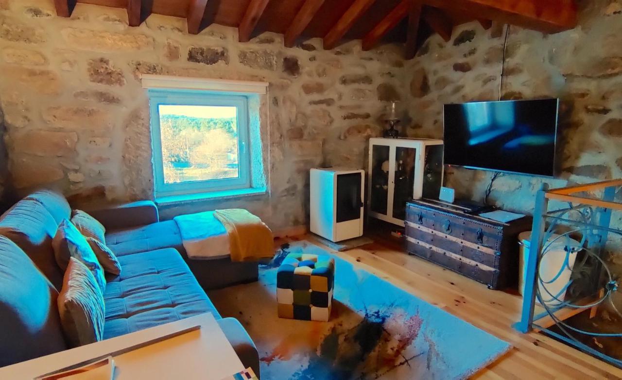 Casa Rural D 'Avo - Sossego Do Campo - 5 Adultos Alhais Extérieur photo