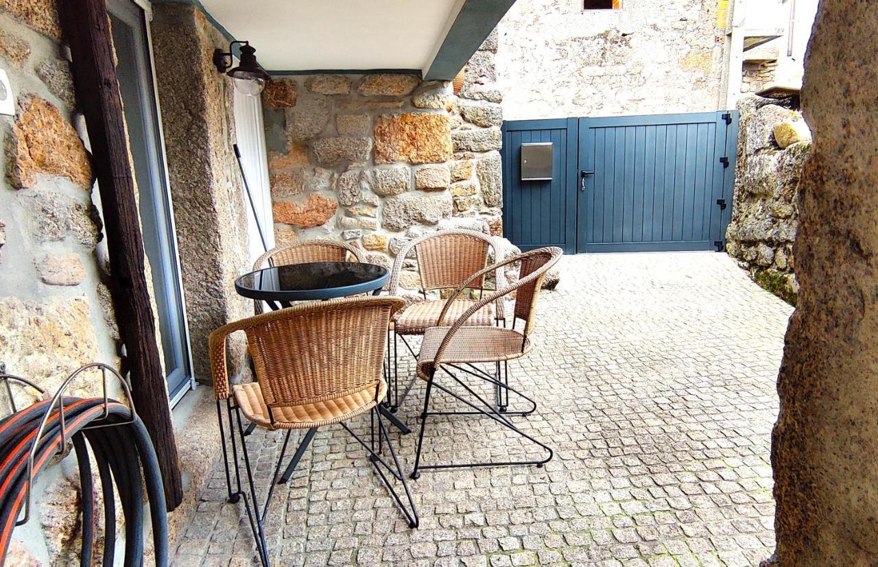 Casa Rural D 'Avo - Sossego Do Campo - 5 Adultos Alhais Extérieur photo
